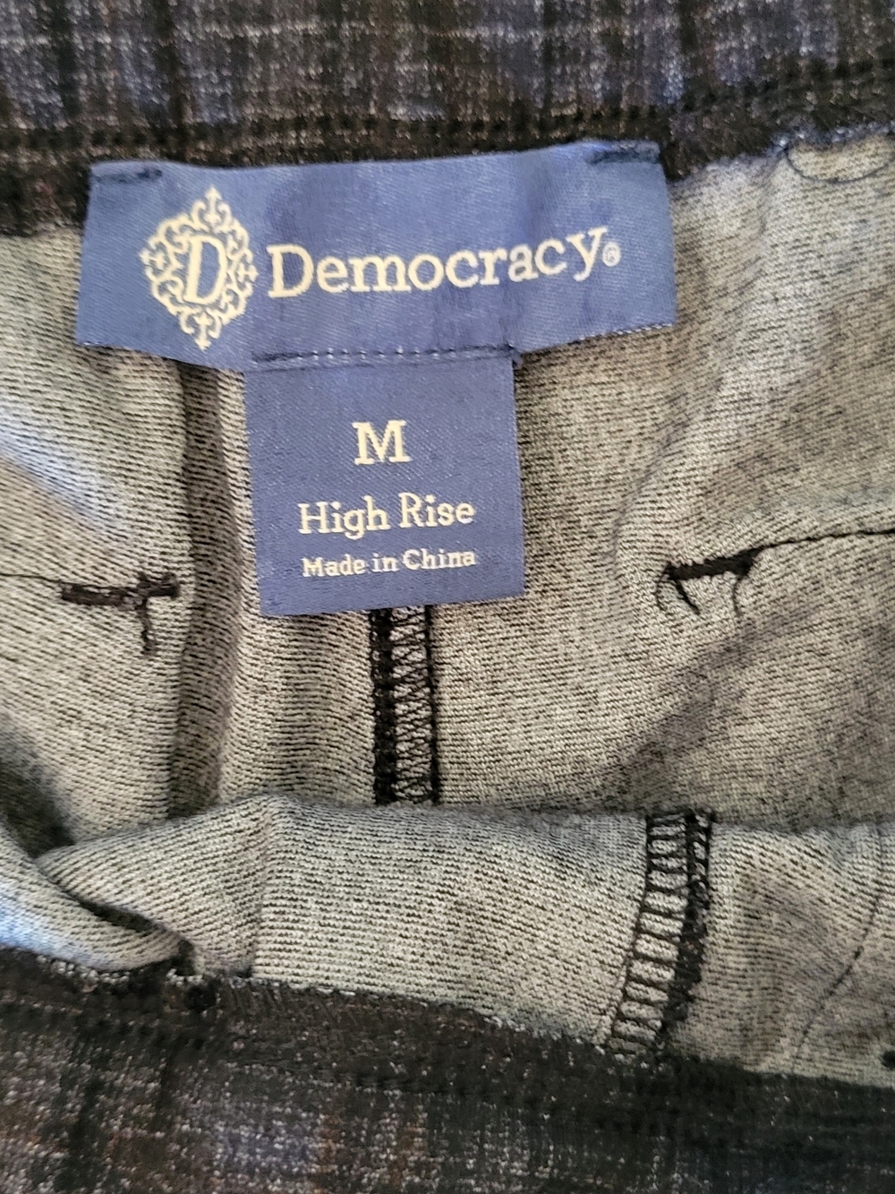 Democracy High Rise Plaid Drawstring Pants Size Medium - Picture 7 of 9
